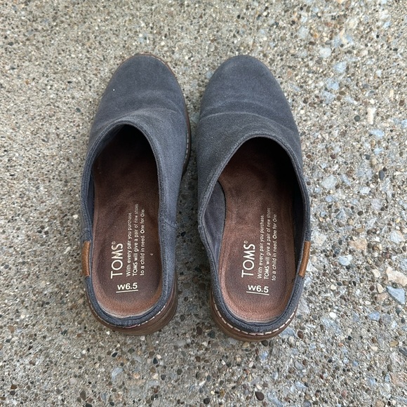 Toms Women’s Slip on Clog size 6.5 - Picture 4 of 5